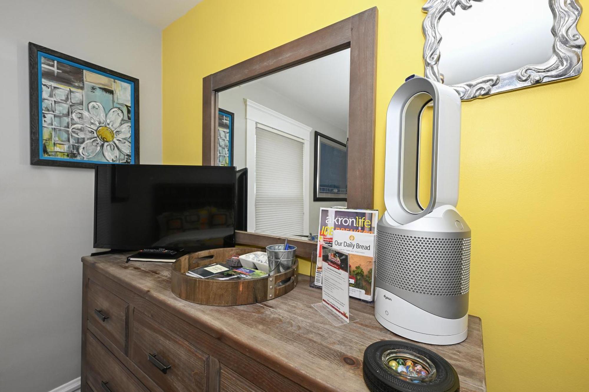 Berrodin Bed & Breakfast Akron Esterno foto